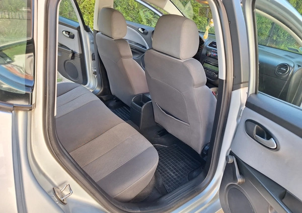 Seat Leon cena 18500 przebieg: 197000, rok produkcji 2011 z Moryń małe 79